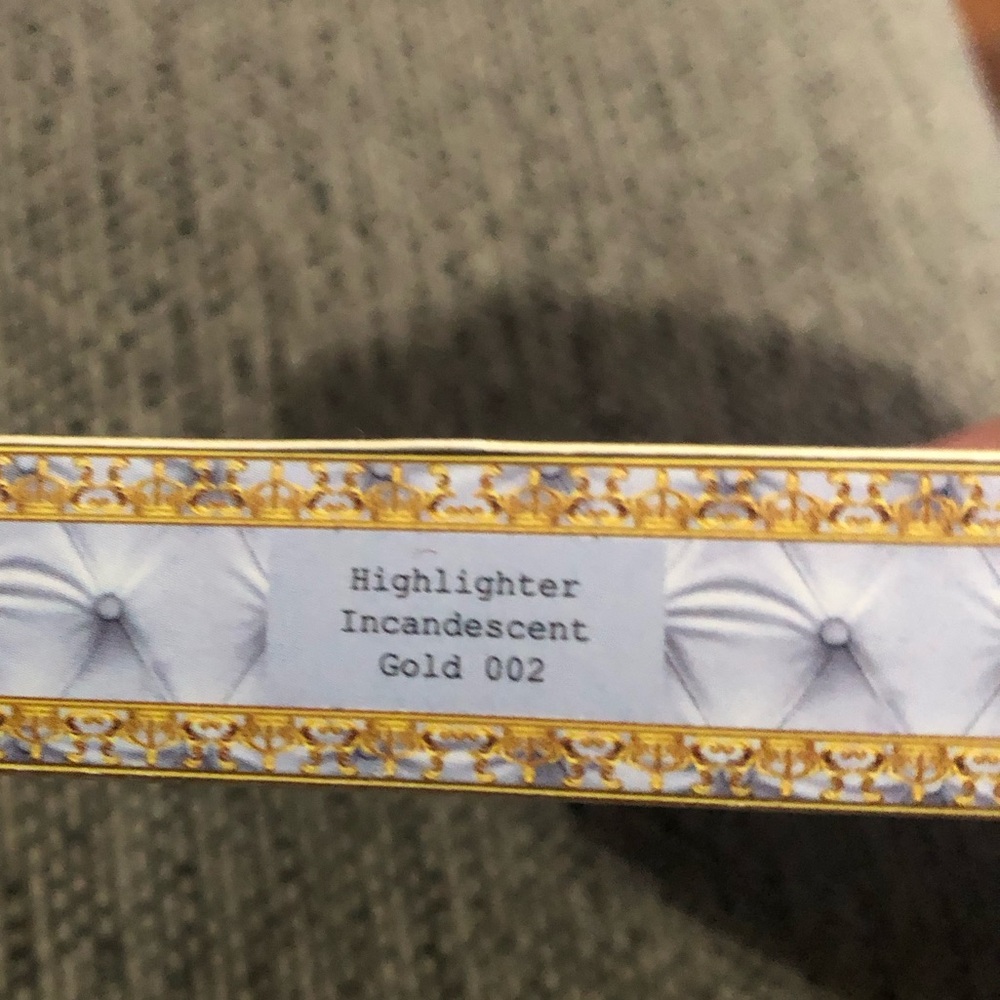 McGrath Labs Bridgerton Skin Fetish Sublime Skin Highlighter Incandescent Gold - Picture 4 of 5